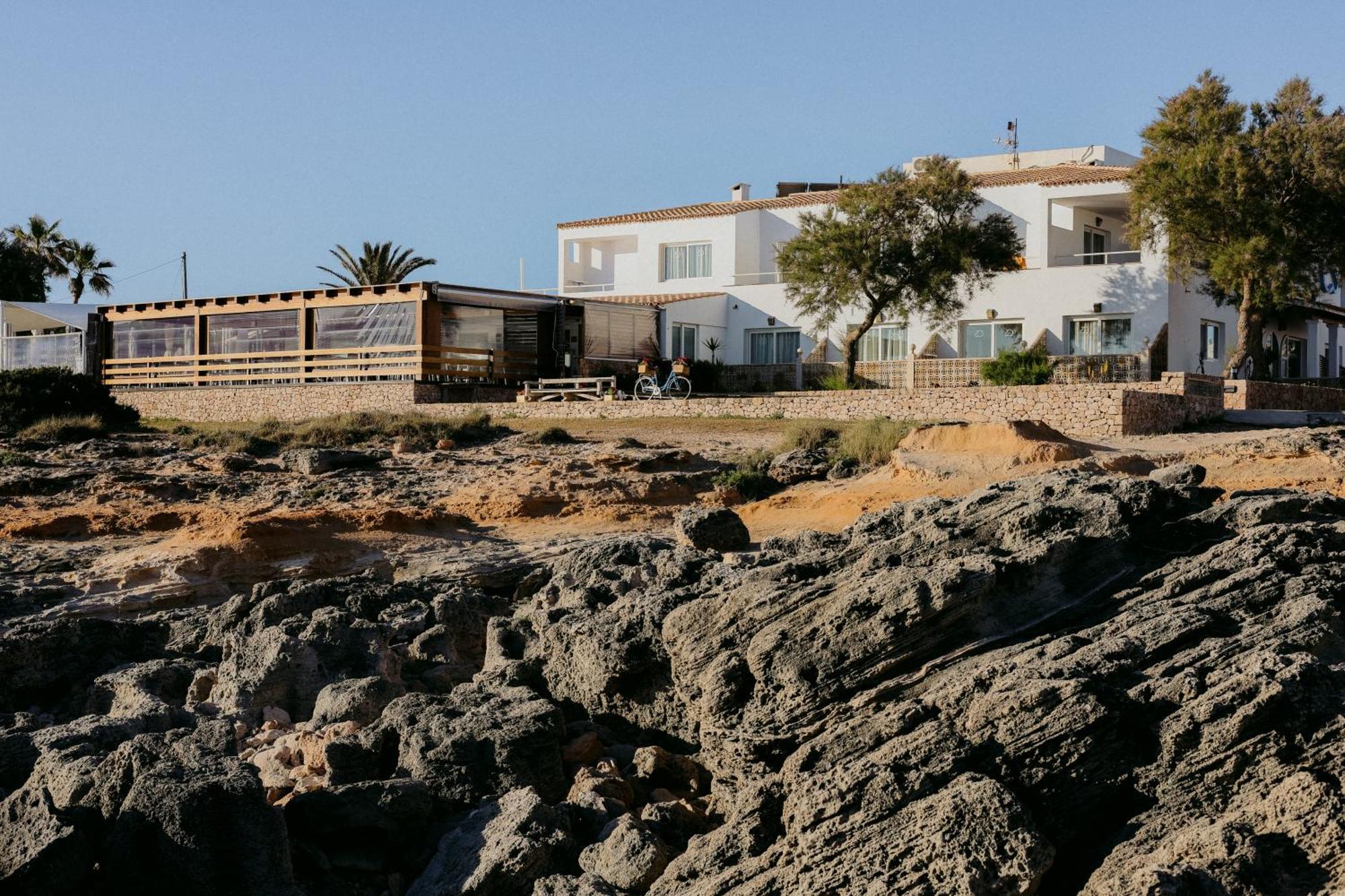 Apartamentos Es Calo Luaran gambar