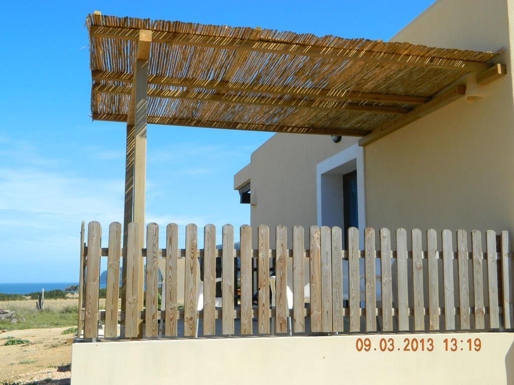 Apartamentos Es Calo Luaran gambar